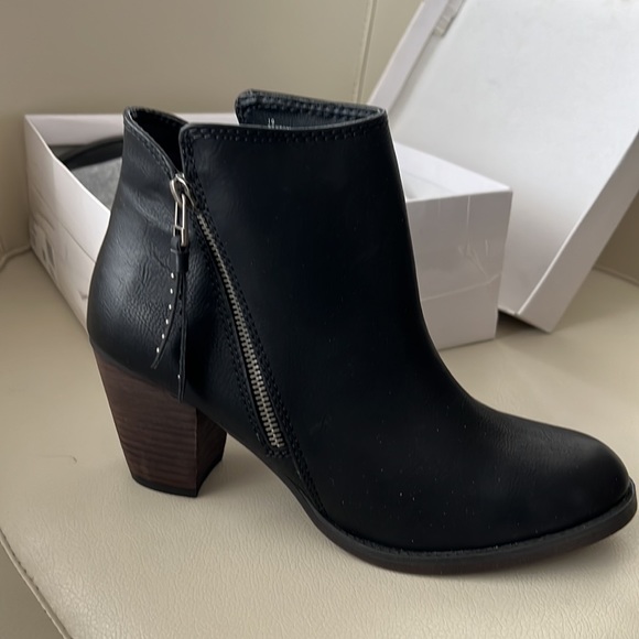 New (madden girl) women’s high heels, booties size 10 - Picture 4 of 12